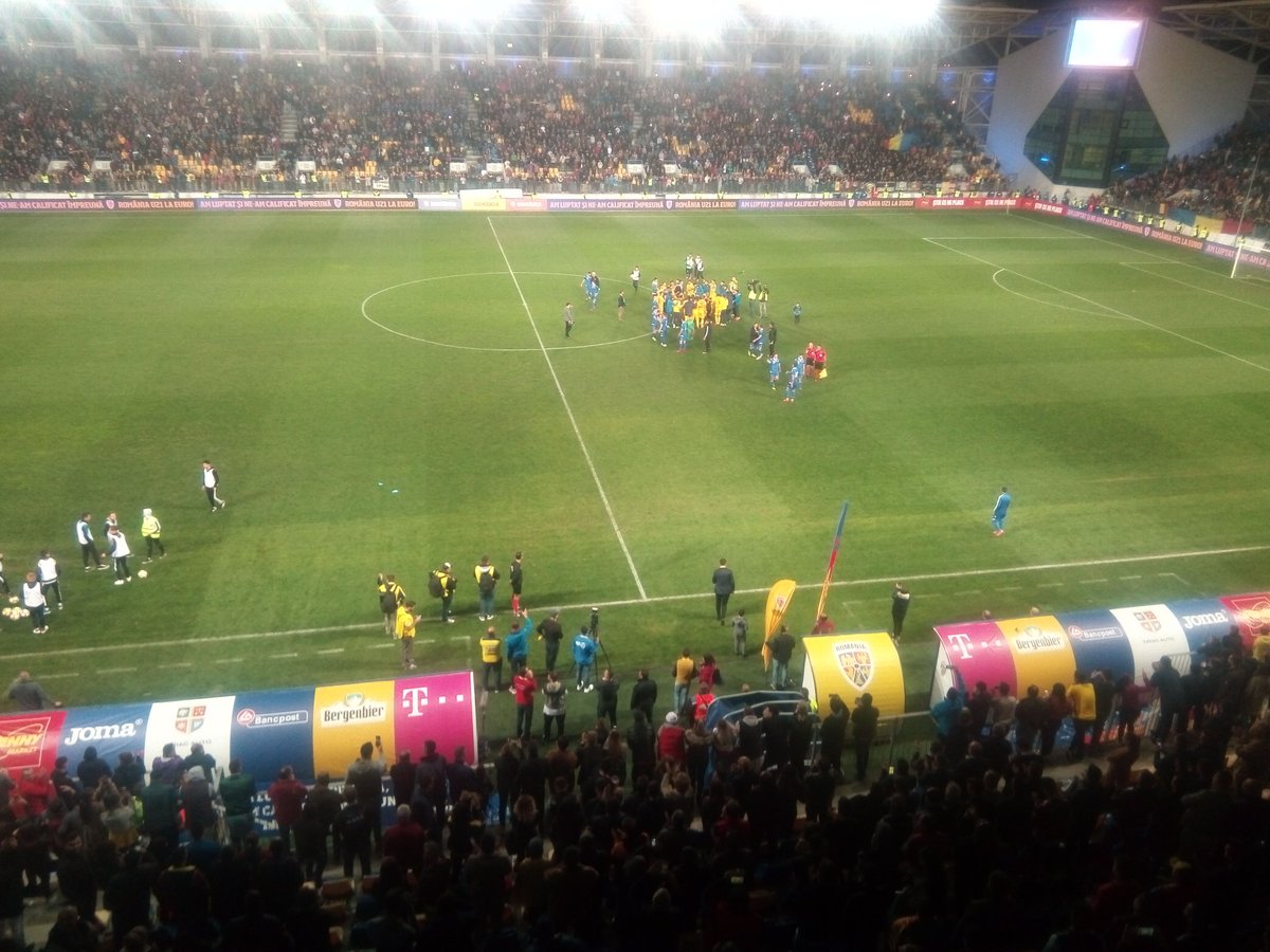 ZahidiAbbas's tweet photo. It is party time for @hai_romania. After 20 years they could qualify again to Final Tournament of @UEFAUnder21. #u21euro #roulie https://t.co/2th2n5jBL2