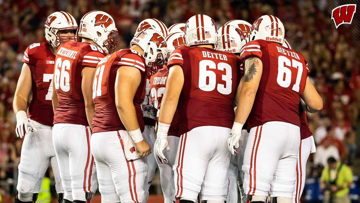 Great to see some big-time love for our big fellas up front 👏

Congrats to our group on being one of 14 units named to the midseason honor roll for the Joe Moore Award, which recognizes the most outstanding offensive line unit in college football

📰 » bit.ly/2yHIhom