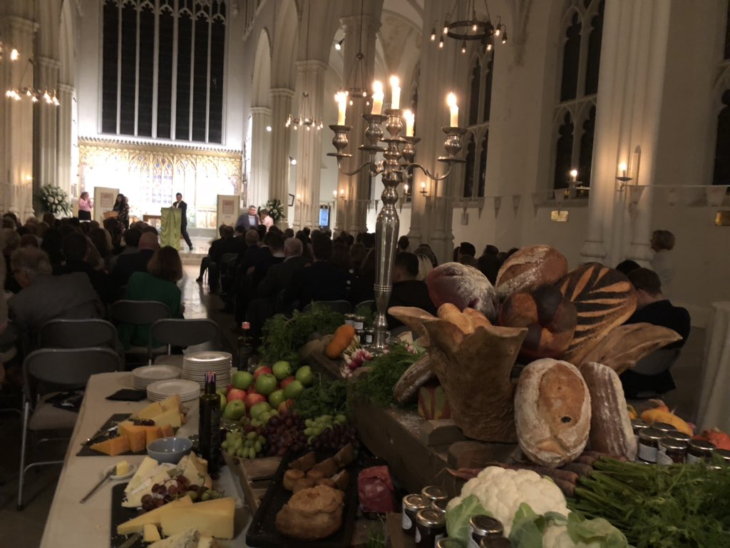 lincarson's tweet photo. Thanks for the tasty treats @breadawardsUK And the winner is....#ukbread #worldbreadawards #sourdough #glutenfree #britishbaking https://t.co/5vLkNKcXcZ