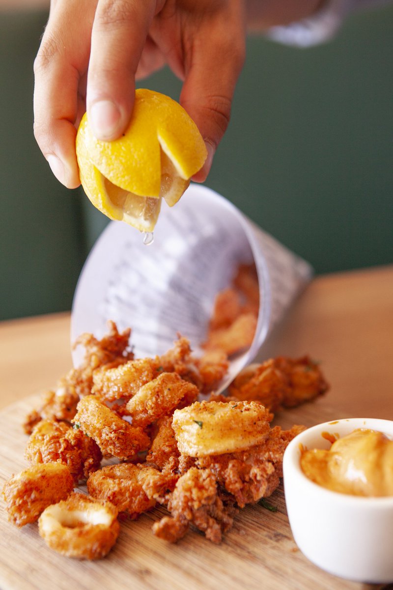 GabiJamesLA's tweet photo. Take our Crispy Calamari for a dip in harissa aioli. But first, make it rain a little lemon. #gabijamesla #losangeles #losangelesfoodie #lafood #laeats #larestaurants #dinela #eatla #eeeeeats #eaterla #foodstyling #foodie #foodstagram #food #foodgasm #redondobeach #redondoriviera https://t.co/05e3XGrlAd