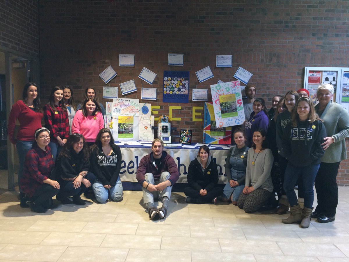 deb_bumstead's tweet photo. #ECEAppreciation #ECEPower #Decent Work. ECED year 1 class at Georgian College Owen Sound advocating for our field https://t.co/UuLd5Yaw2N