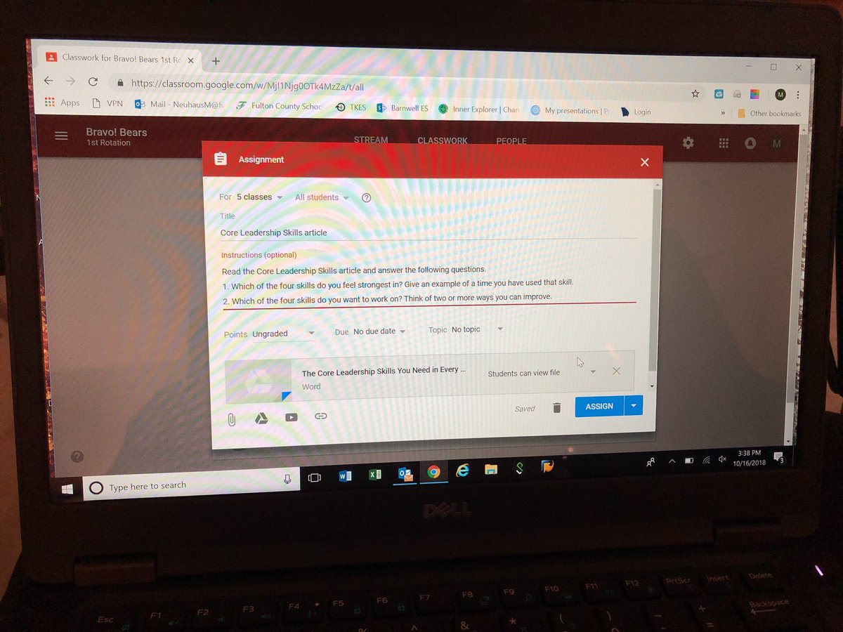 TheBarnwellBeat's tweet photo. Appreciate @mscook_43 for teaching us about Google Classroom this afternoon! Thanks for sharing your expertise with us! @BarnwellPD @tarajeanroper https://t.co/UPxutnAXcd