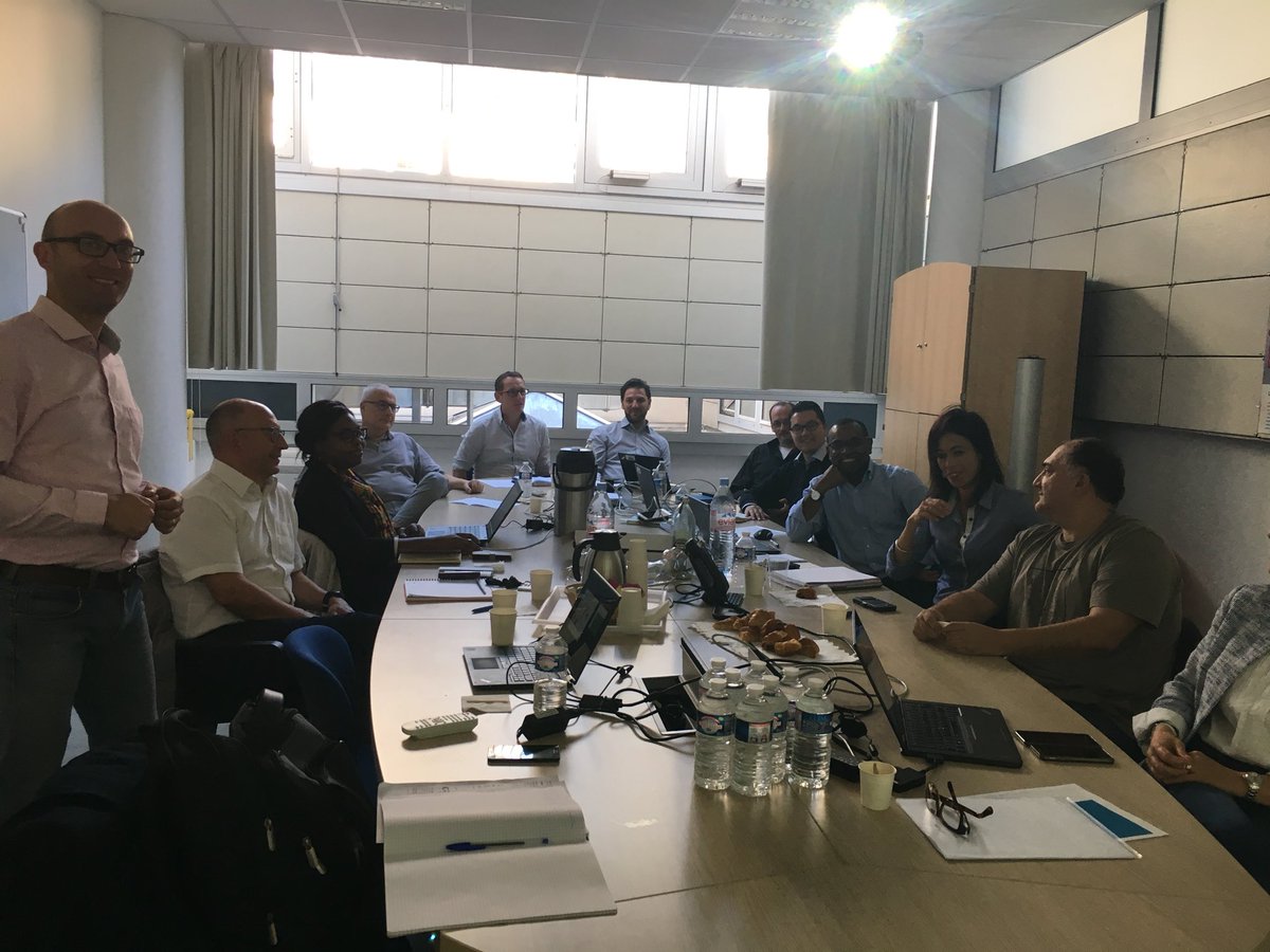 Olivier_Fuilla's tweet photo. Journée créative et fondatrice pour la future agence immobilier IDF. Un collectif motivé et qui prend forme ! 👏 à Cyrille pour l’animation #GRDFIDF https://t.co/rC4tWRN1qP