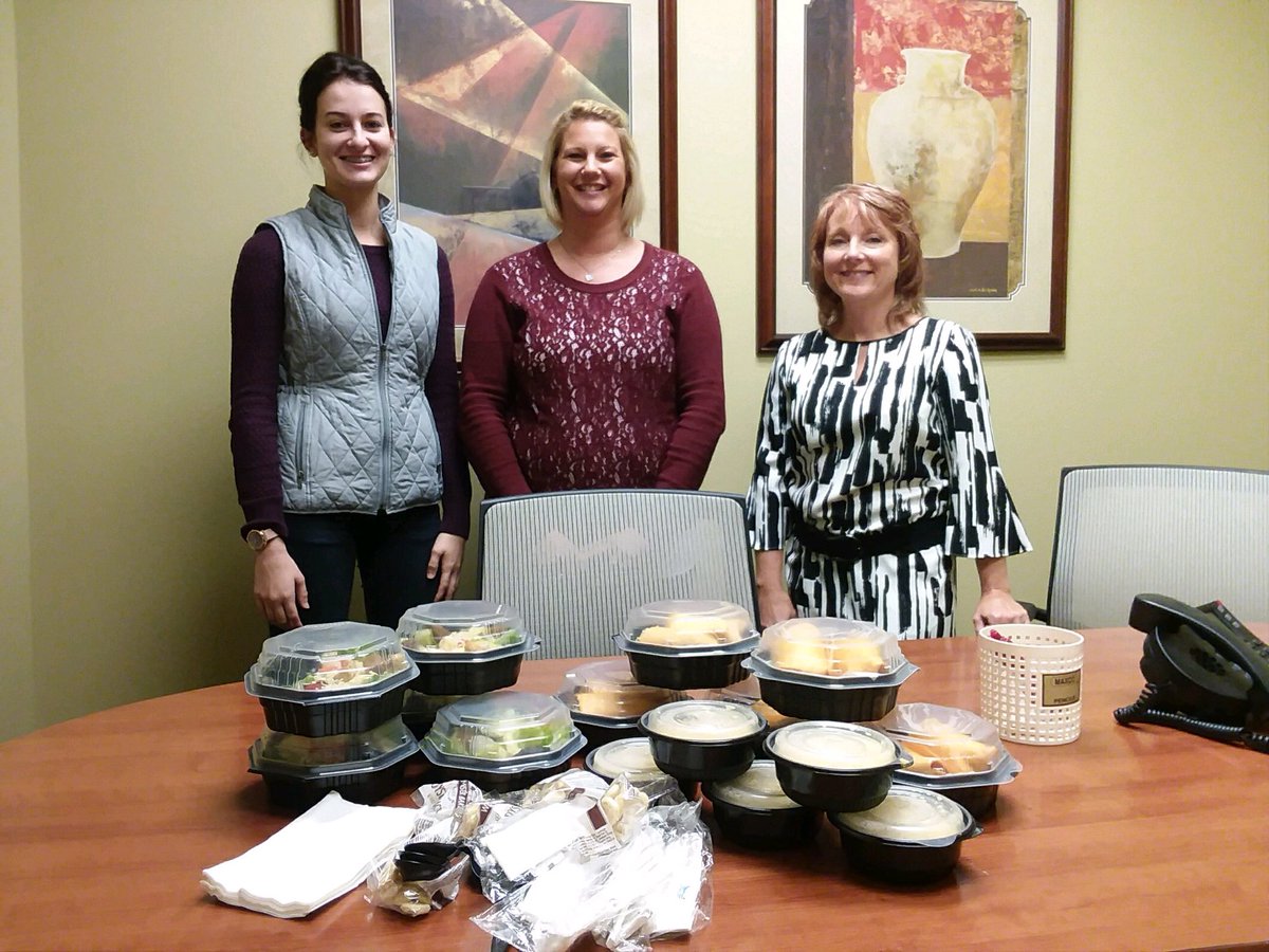 MidwestCommFCU's tweet photo. Today is the 7th annual CU Lunch Local Day, when #CreditUnions support local businesses. In honor of this day, Midwest Community enjoyed a lunch consisting of assorted wraps, Sweetwater salad, and an amazing Potato Soup from @swth2ochophouse. #CULunchLocal https://t.co/tS9obuFbNU