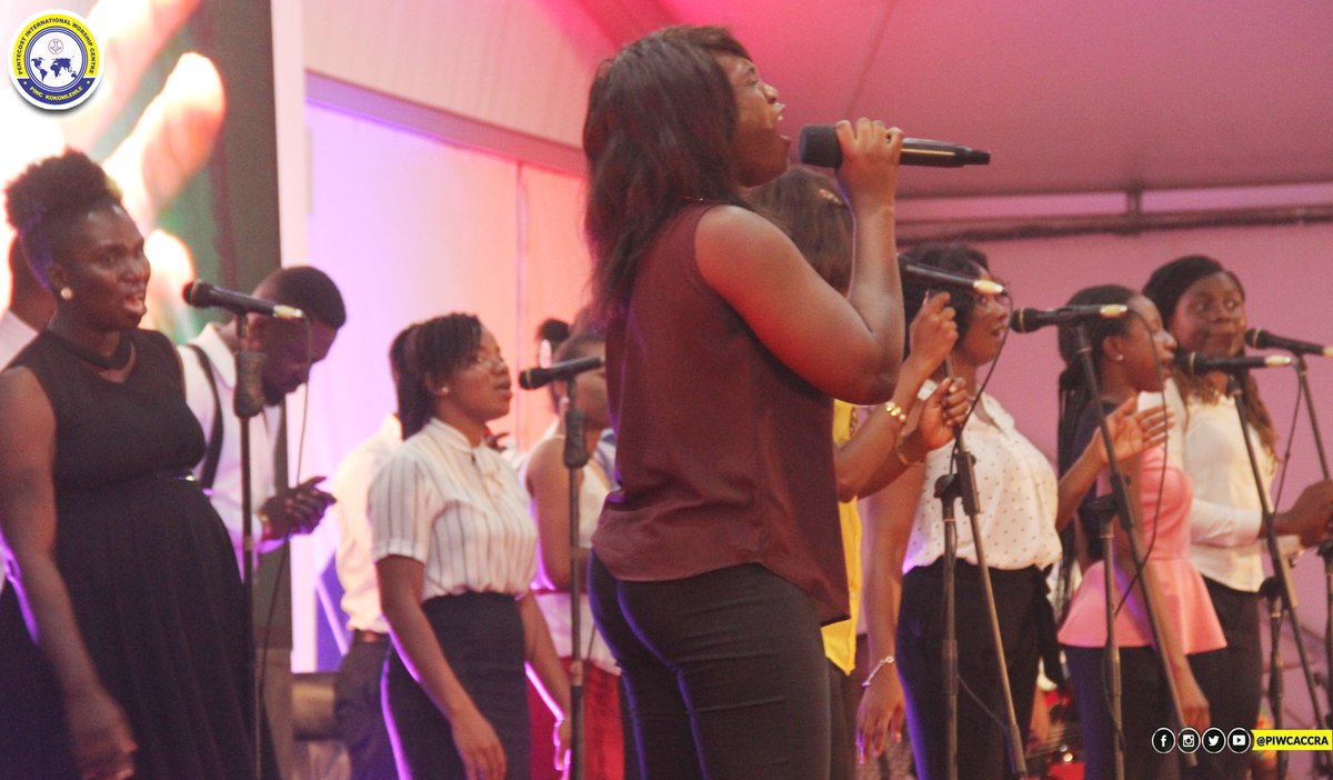piwcaccra's tweet photo. #Empraise leading us majestically into the throne room of grace.
What a ministration!
#mec2018 #Overflow #DayTwo https://t.co/K0bFVGRrry