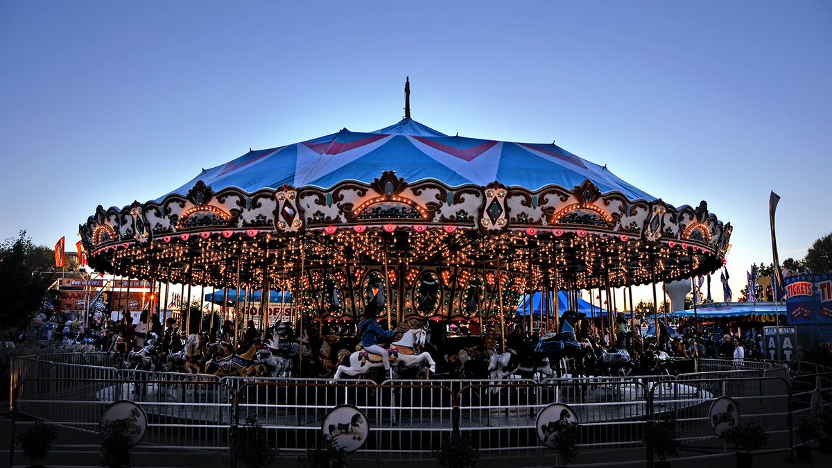 CALS_Dean's tweet photo. If you're headed to the #NCStateFair this year, look for @NCState, @NCStateCALS and @NCExtension — they'll be pretty hard to miss: https://t.co/68IVSdLTNS  #CALSStateFair https://t.co/qg3MR0RZAn