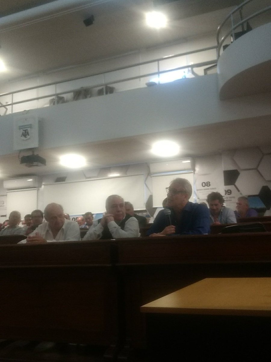 #ConsejoFederal El Vice 1 <a href="/damasolarraburu/">Dámaso Larraburu</a> toma la palabra para agradecer a sus compañeros por la designación y destaca el trabajo hecho hasta ahora pensando también en lo que se hará a futuro ! <a href="/ascensointerior/">Ascenso del Interior</a>