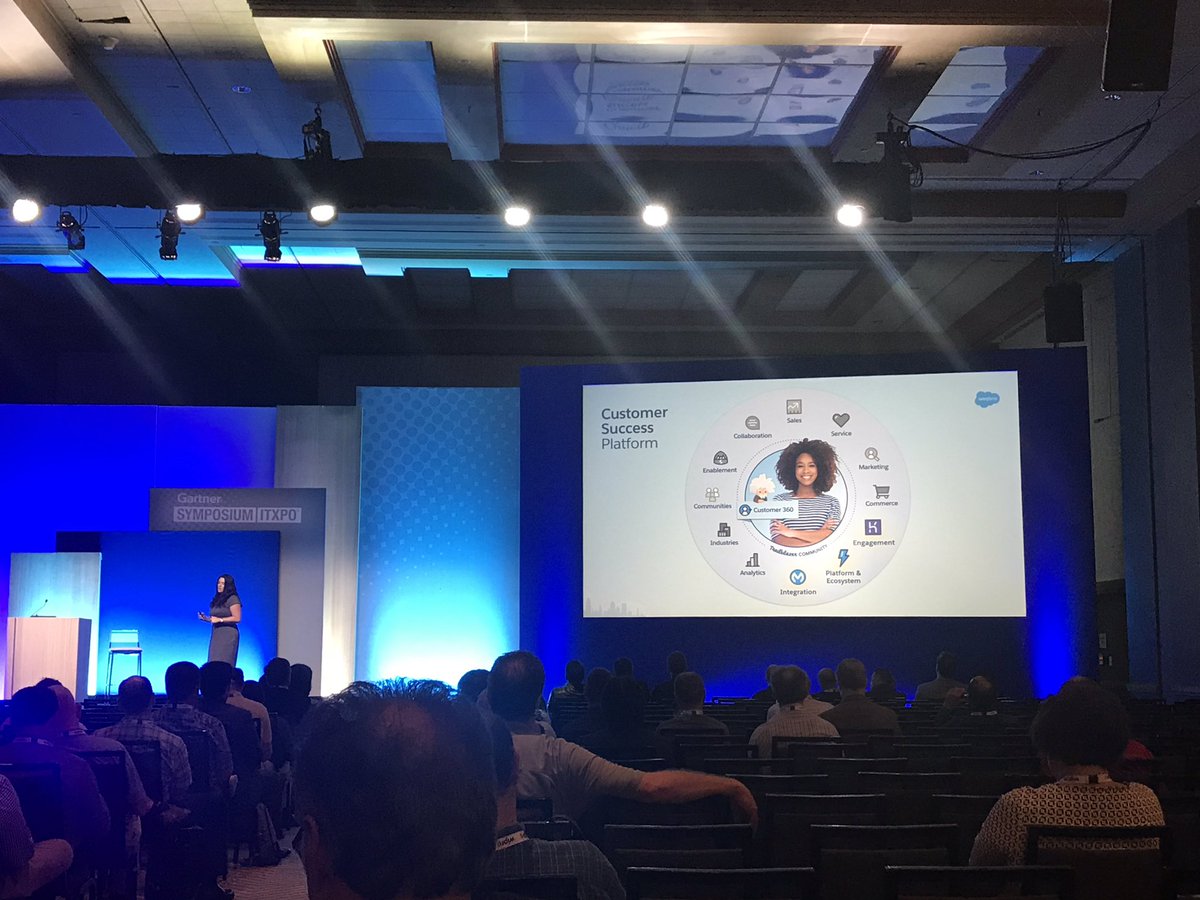 mscaldas's tweet image. Salesforce rocking at #gartnersym with #lightingfast platform