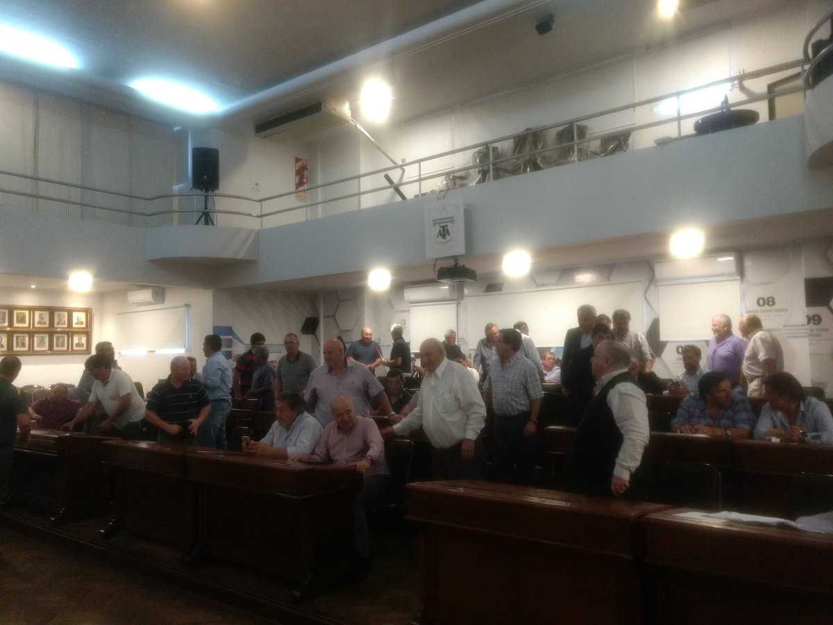 #ConsejoFederal En los próximos días se crearán los diferentes departamentos y siendo casi las 17hs se da por finalizada la reunión ! <a href="/ascensointerior/">Ascenso del Interior</a>