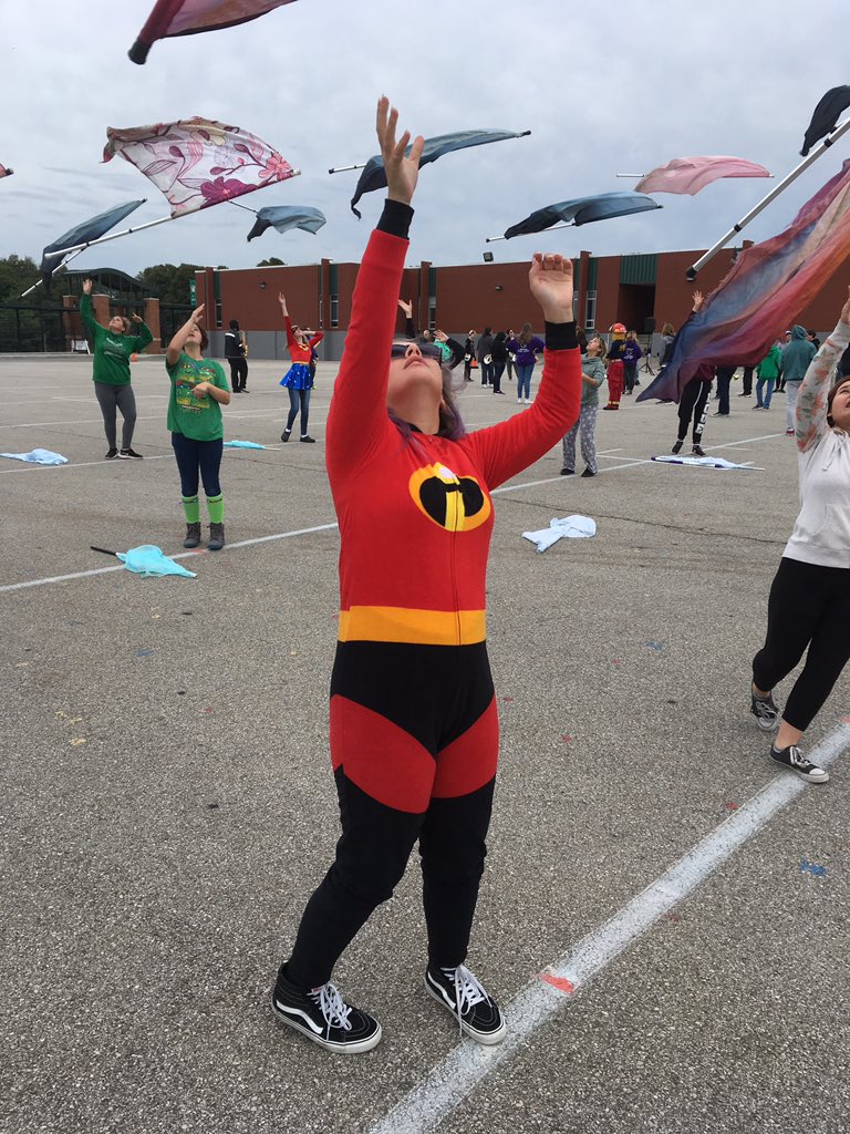 GuardMeade's tweet photo. Superhero Tuesday! @meadeband https://t.co/fxlcYpsSPo