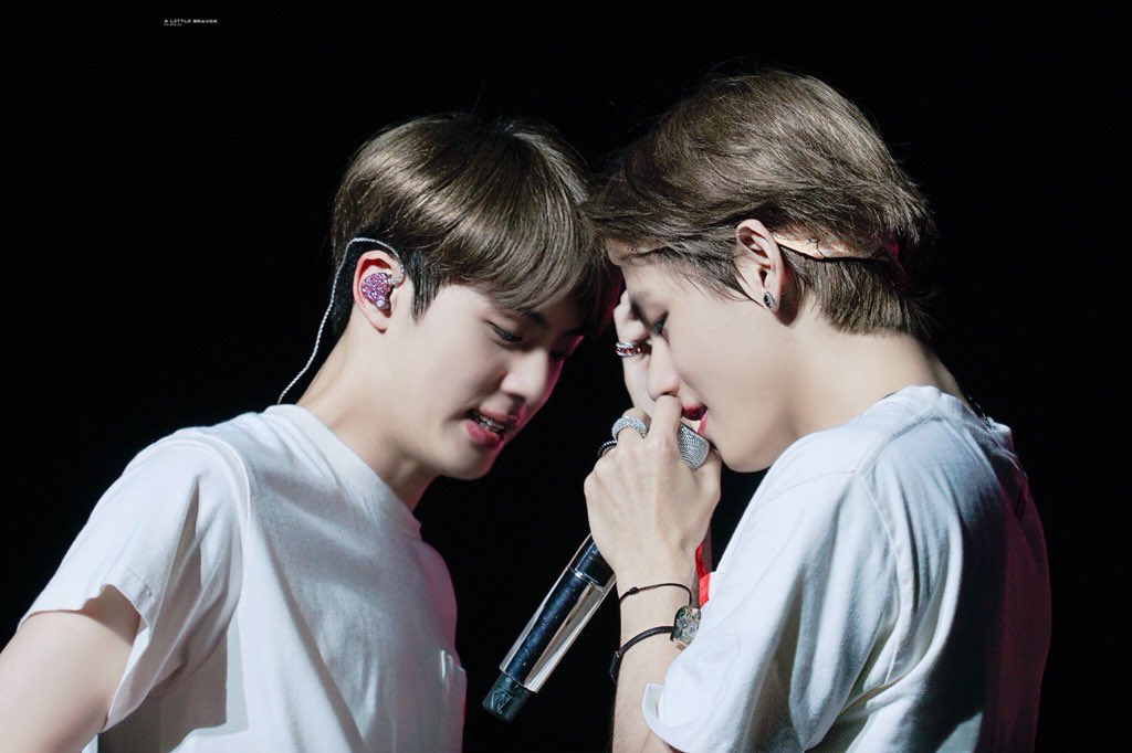 btsxpics's tweet photo. https://t.co/dB4i4HbazR
