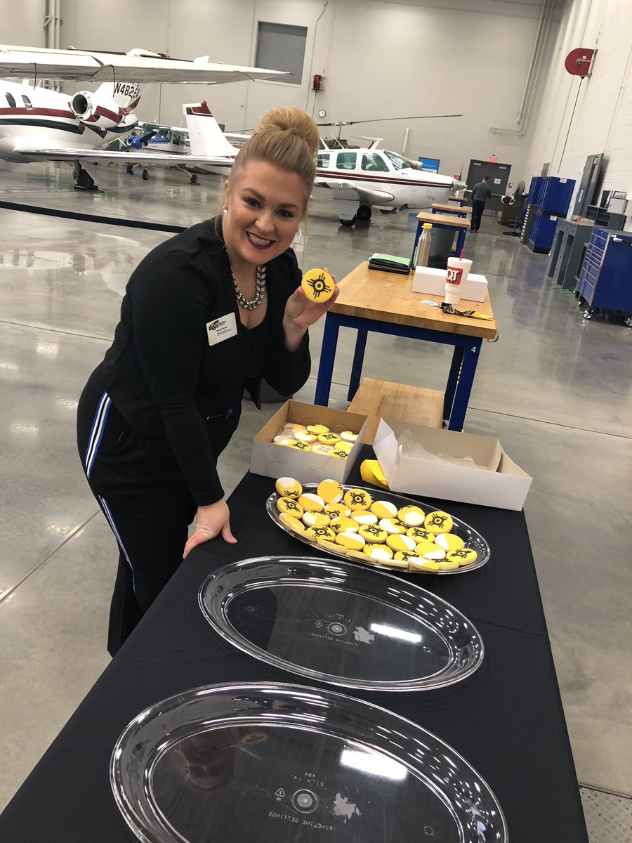 andymcfayden's tweet photo. Putting on the final touches! #WichitaPromiseMove #FocusForward @WichitaCF @wsutech https://t.co/1bjzbCGFHa