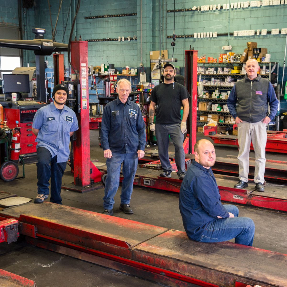 TireBarn's tweet photo. Great service isn’t just our passion, it’s our promise. https://t.co/XwpZ9YgkX9
