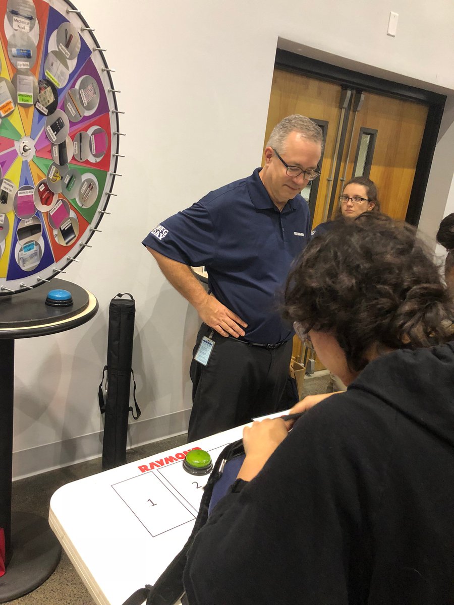 Windsor_CSD's tweet photo. Six @Windsor_CSD HS students learned about the range of opportunities at the @RaymondCorp during Manufacturing Day: https://t.co/8b0aImLLUZ https://t.co/6euNxpKd9G