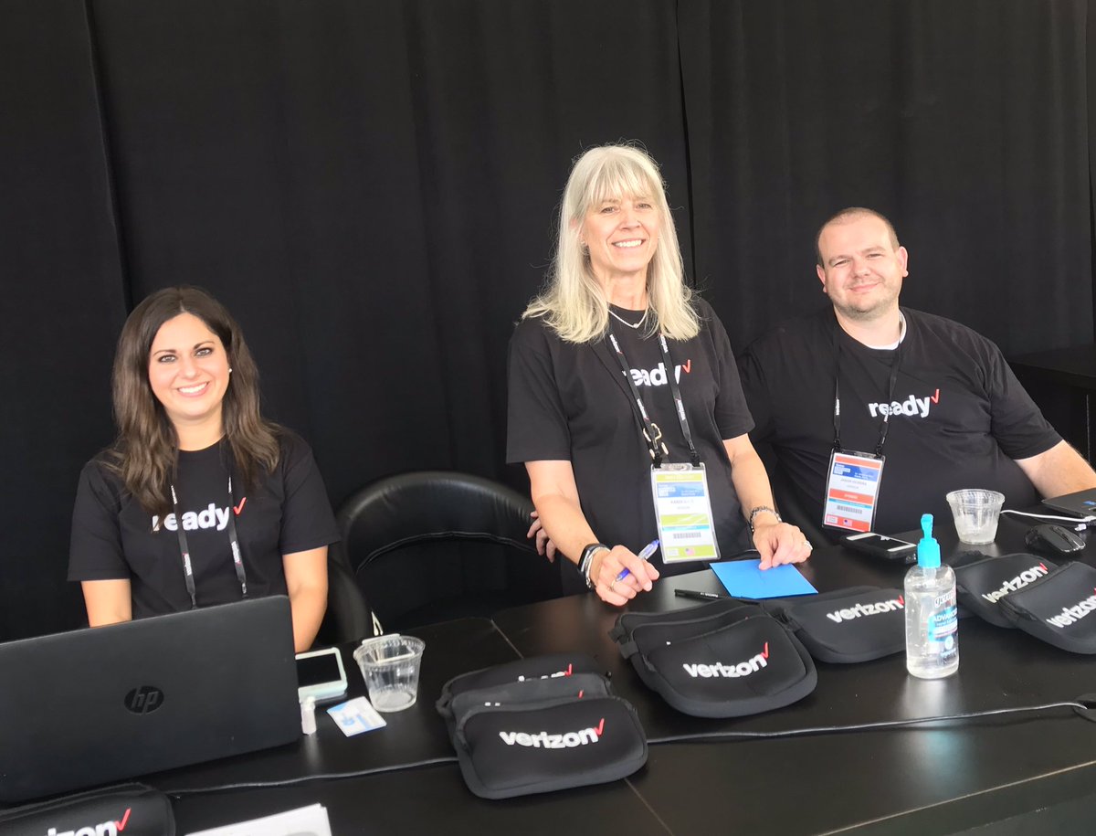 If you are at #GartnerSYM, make sure to see @VickersOnSite , <a href="/kmackevents/">Karen Mack</a> and <a href="/deseriodvz/">Danielle Deserio</a> at the #@VZEnterprise Business Ready pavilion next to the reception hall to see Verizon and <a href="/nokianetworks/">Nokia for Service Providers</a> technologies tha protect, connect, perform.