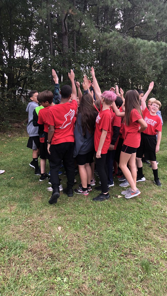 Go Barnegat! #crosscountry #bulldogs ❤️🐾👟