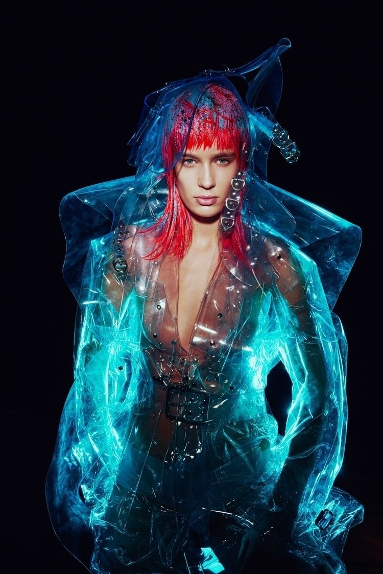 ellohype's tweet photo. Fashion editorial for @InfringeMag featuring designer Jivomir Domoustchiev and the transparent, clear-layered sculpture dress. See the full series at https://t.co/ypf8E4w66g.
@J_Domoustchiev #Ello #TheCreatorsNetwork #fashion #editorial #design https://t.co/uKpenSVmrP