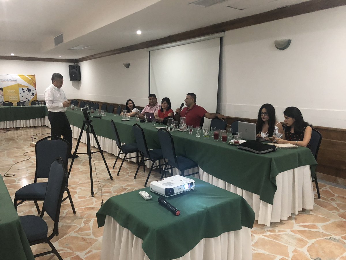 CaroCalleUNAD's tweet photo. Inicia la sesión de trabajo con taller de Retención y Permanencia en el marco del #DespliegueZonalUNAD @UniversidadUNAD Zona Sur,
#ModoRP
#OrgullosamenteUnadistas
#RedestUNADPresente https://t.co/d7ehQ1wGJL