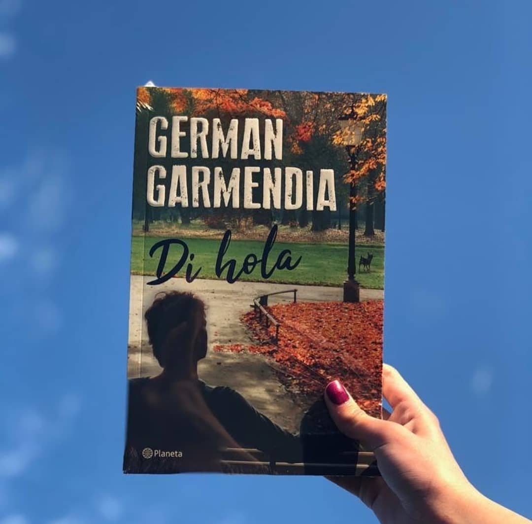 BlogfansGerman's tweet image. ¿Aún no sabes dónde comprar tu libro &quot;Di hola&quot;? ¿O no crees que llega a tu país? La buena noticia es que no importa en qué país vivas, puedes adquirir tu libro desde donde estés, ya sea en formato físico o digital. Acá te contamos dónde puedes encontrarlo ow.ly/udtC30mg7Be