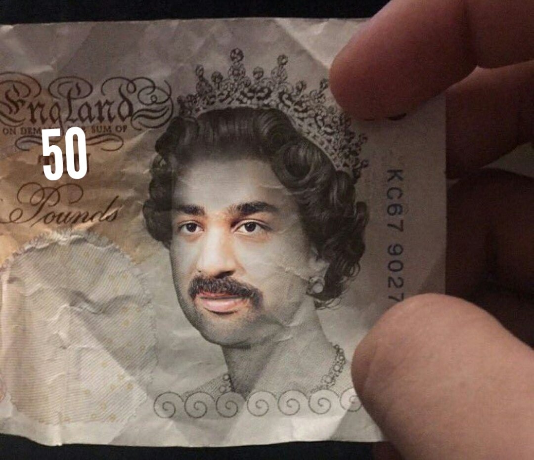 CHABUDDYGEEZY's tweet photo. Chabuddy G obe for serwices to girth https://t.co/fEB80jTAOi