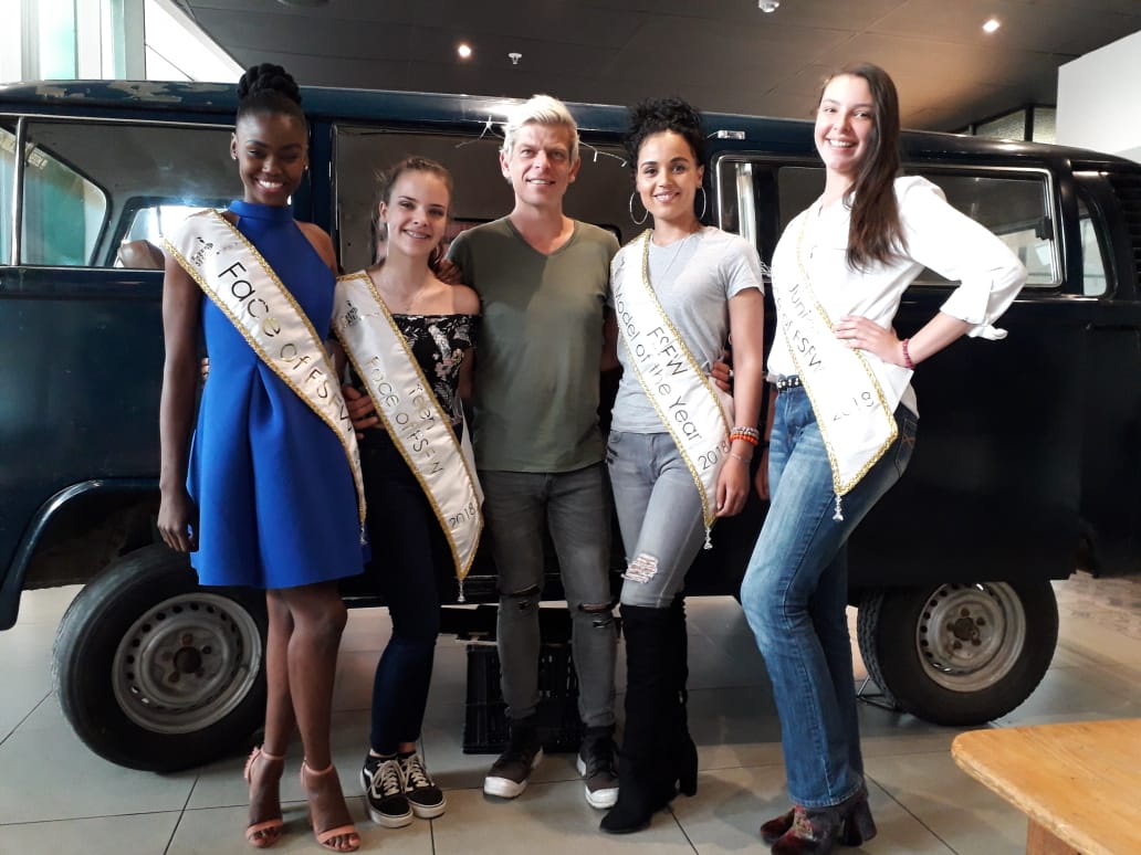 FSFASHIONWEEK's tweet photo. Face of Free State Fashion Week 2018 winners had a wonderful afternoon at Iewers Nice Mimosa Mall, the beauties are ready to start their new journey with a bang.
#FSFW18
#FOFSFW18
#Mimosamallyourmall https://t.co/9mPDdJPeaG