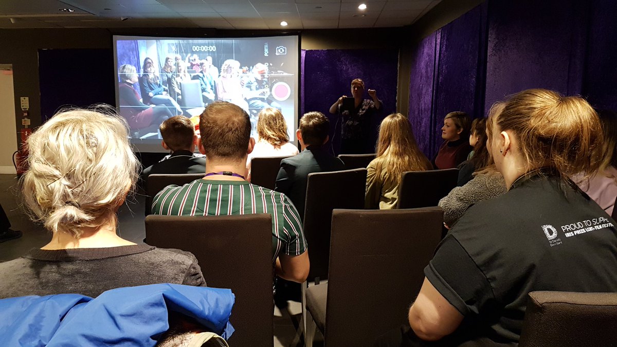 QueerMediaUK's tweet image. Inspiring #MobDoc workshop as part of @irisprize led by @deirdrerairie who comes to teach #MobileFilmmaking in #Manchester at Why Don't You...? Workshop @sharpproject Sat 3rd Nov/Book Now &amp;amp; learn how to tell your story: queermediawhydontyou.eventbrite.co.uk