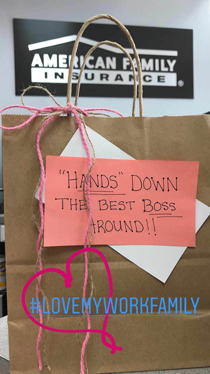 MargaretMoll10's tweet photo. Happening now Bosses Day Celebration- Thank you to all of my team- I love #teammoll #oneamfam https://t.co/pxJ26wx4k2