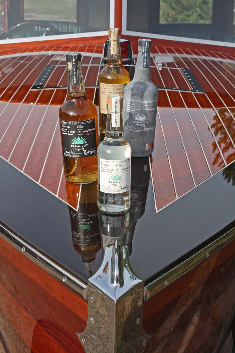 VanDamBoats's tweet photo. @Casamigos is the perfect gift when delivering our custom, one in the world build...hand crafted by the crew at @VanDamBoats. #houseoffriends would love floating one of these boats! https://t.co/a0ofbn74U0