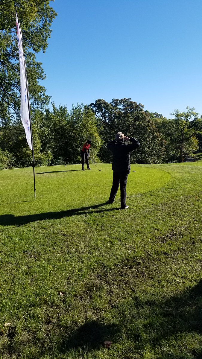 FoxHSActivities's tweet image. Amelia follows with a nice drive to start the day #MoStateGolf