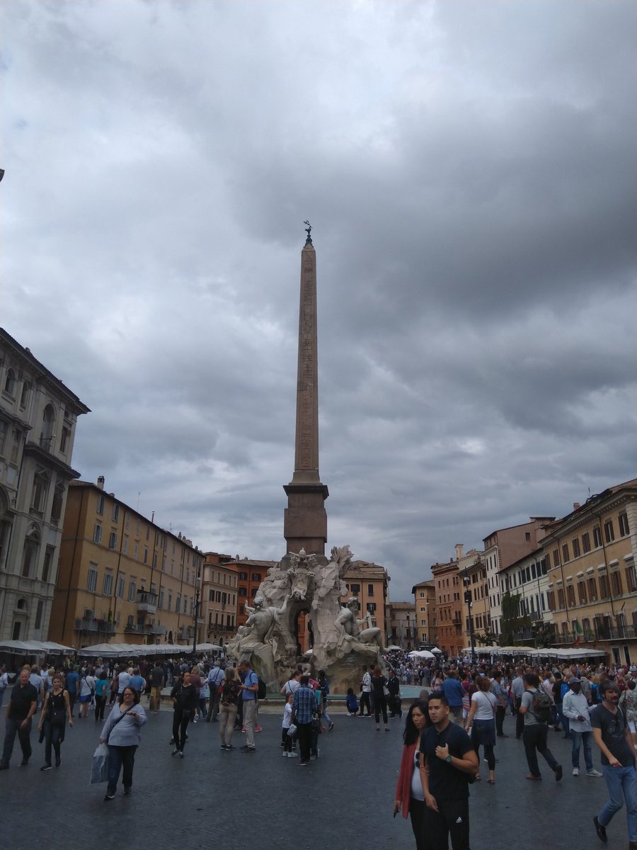 StMargareta's tweet photo. Wo wir heute Vormittag und Nachmittag unter anderem waren: Circus Maximus, Plaza Navona, Pantheon https://t.co/80Doj1GTMj