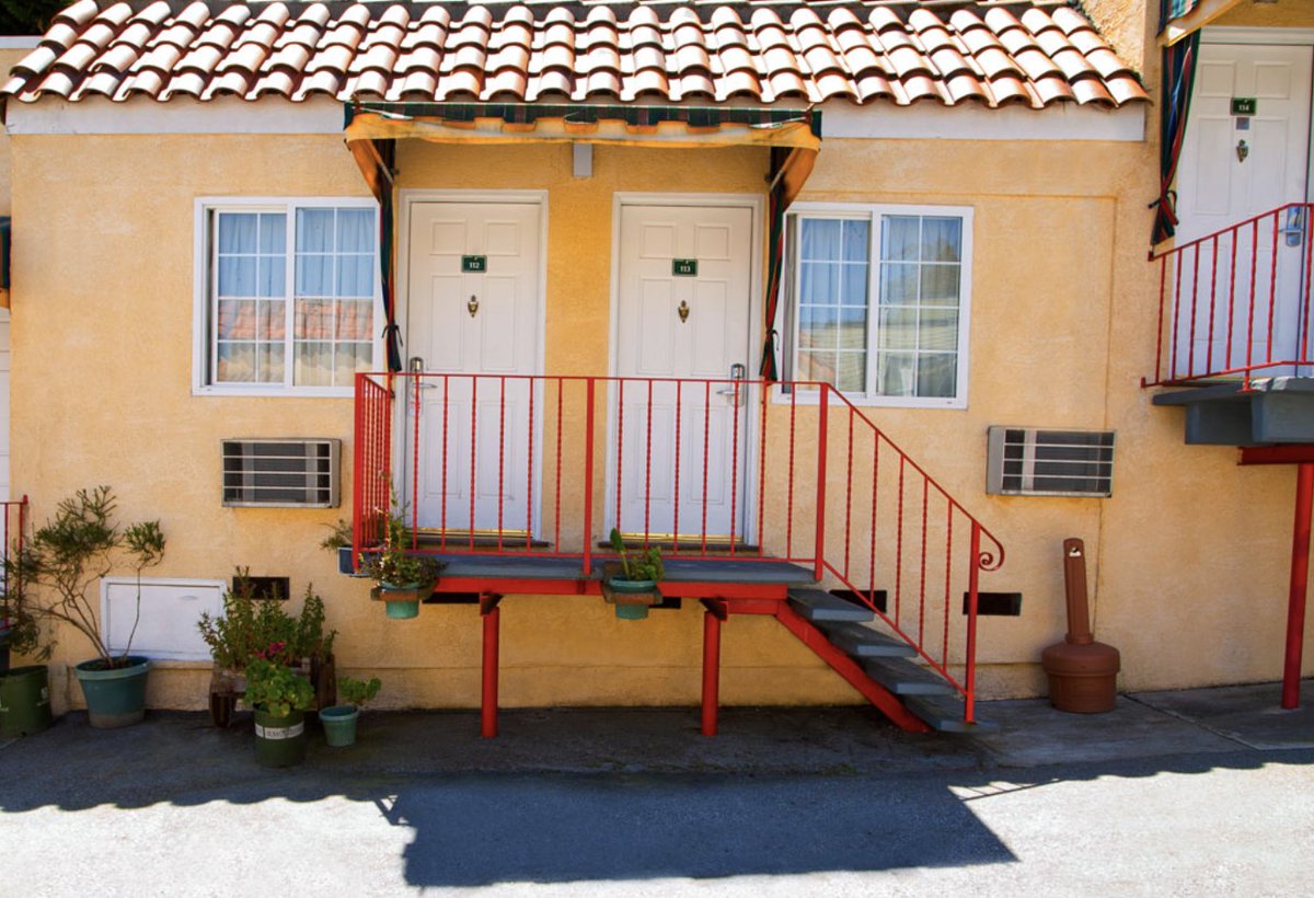 alpineinnsf's tweet photo. Your home away from home should be charming and quaint. https://t.co/3ie0fTcTvv