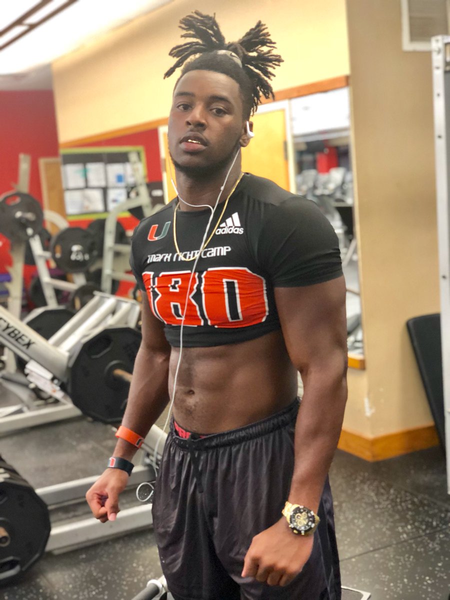 RipZee_Ryan's tweet image. Throw me in the jungle, I swear I’ll blend in 🦍💯
#RipZee