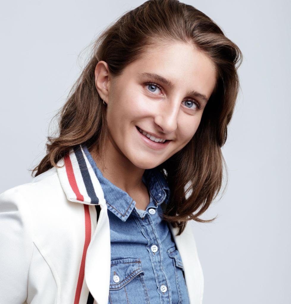 På torsdag vår vi ny administrerende direktør! 
18 år gamle Enya Vatne Miracco skal følge <a href="/snorrestorset/">Snorre Storset</a> en hel dag, og få oppleve hverdagen som leder av en stor bedrift. @UE_Norge #LederForEnDag