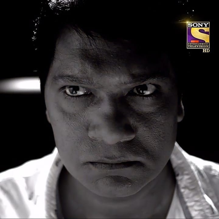 ANJANA36204191's tweet photo. Hiii friends good night sweet dreams 😴 sleep well... Episode Name - "On The Dark Side"... #adityasrivastava #abhijeet #abhi #atul #expressionking👑 #princeofhearts❤️ #princecharming #dynamicthinker #versatilactor #serioussuperstar😎 #sharpshooter #shyprince😆 #adityansworld❤ https://t.co/f3yW0DRBjw