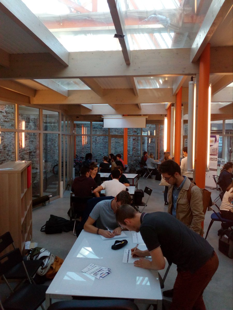 Soirée #speeddating <a href="/lesentrep/">Les Entrep'</a> ce soir dans plusieurs campus de France pour se rencontrer, échanger et commencer à constituer son équipe interdisciplinaire @PEPITE_UBL @RE_MidiPyrenees <a href="/LesEntrepEnIDF/">Les Entrep' en Île-de-France</a> <a href="/fc_univ/">université de Franche-Comté</a> @Esisar @ReseauEntreprendreAdour