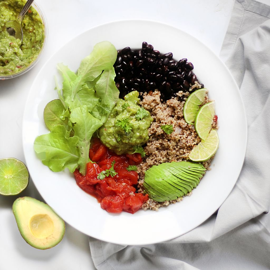 17Cooks's tweet image. Tuesdays always means one thing for #dinner...Tacos! Step up your #TacoTuesday game with this Taco Bowl #vegan #glutenfree recipe topped with @17Cooks Spicy #guacamole. 🥑🌶️