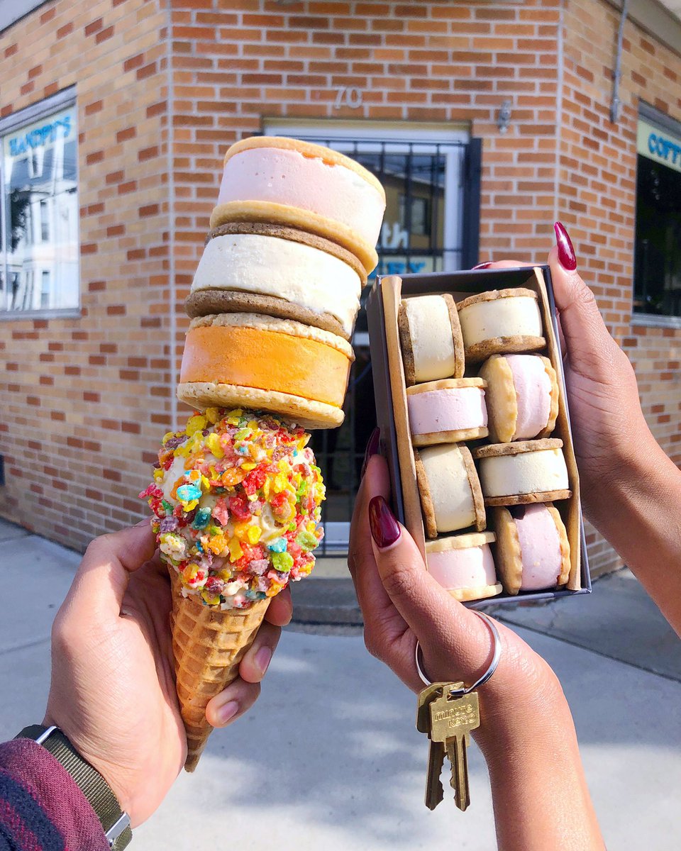 Tricycle Ice Cream adds to the vibrancy of Providence’s West End by breathing new life to 70 Battey St.. Previously home to the beloved North Bakery, it transforms into our first storefront where we showcase one whimsical frozen dessert concoction after another. 😊♥️🍦🔑