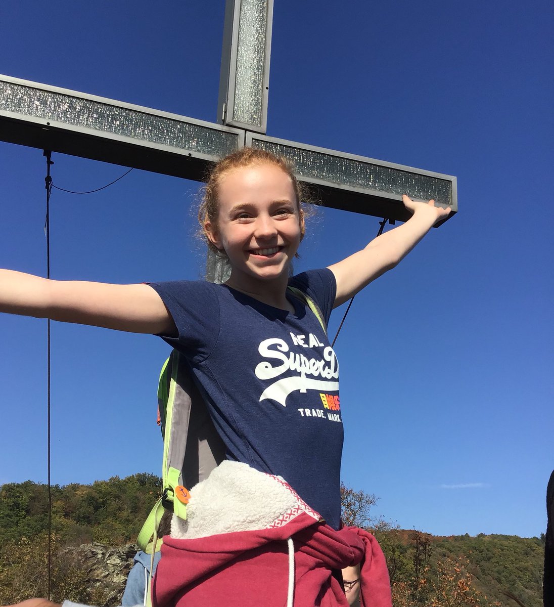 bhsdeutsch's tweet photo. In Cochem today on the Mosel river visiting the castle and going on a boat ride. What an amazing experience for our @BlackheathHigh students this week - living with a German family, immersing themselves in the culture and having a great time in the process. Unforgettable. https://t.co/QT5dmTzvJE