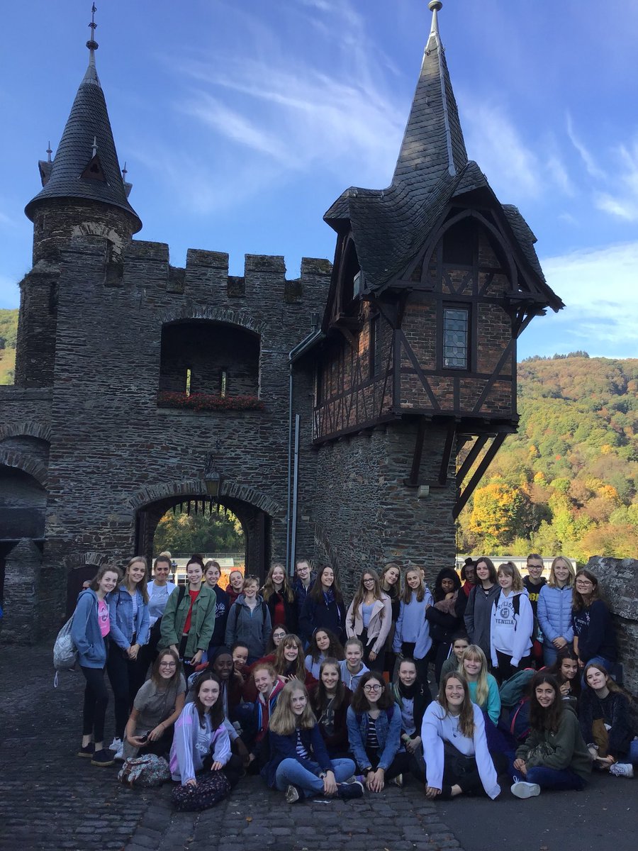 bhsdeutsch's tweet photo. In Cochem today on the Mosel river visiting the castle and going on a boat ride. What an amazing experience for our @BlackheathHigh students this week - living with a German family, immersing themselves in the culture and having a great time in the process. Unforgettable. https://t.co/QT5dmTzvJE