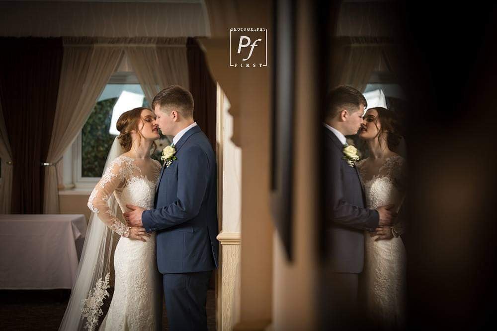 Photography_1st's tweet photo. #wedding #photography #southwales #canon #llanelli #photographyfirst #burryport #reflections https://t.co/x7gp3fyhKQ