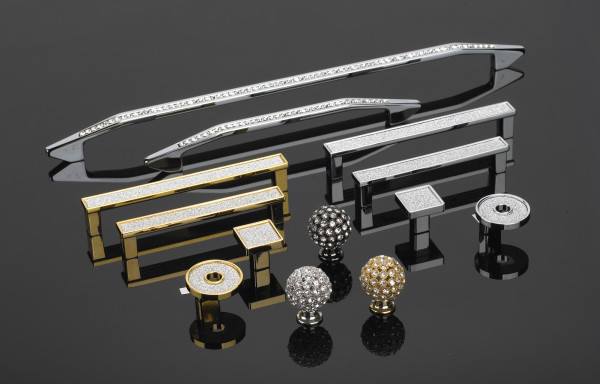 CabinetUnique's tweet photo. Shop Unique Decorative Hardware and 10% OFF your first order for any purchased item at: https://t.co/vBKdDWRoFQ https://t.co/DIIblMU38E