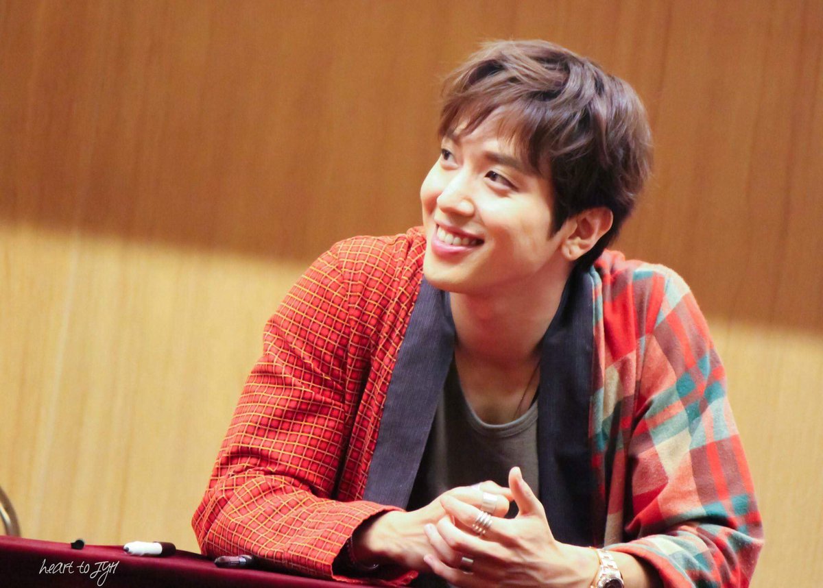 BENNYCUTIZZ's tweet photo. See you 😊🤙🏻 #D387  #정용화  #JungYongHwa  @JYHeffect  2018.10.12 https://t.co/IDrg7m3pAM