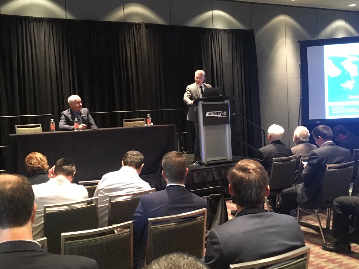JETNETLLC's tweet image. We had a great turnout for our State of the Market Briefing. Be sure to visit us at Booth 4449 to see a demo of our new products and features. #NBAA18 #JETNETiQ #KNOWMORE