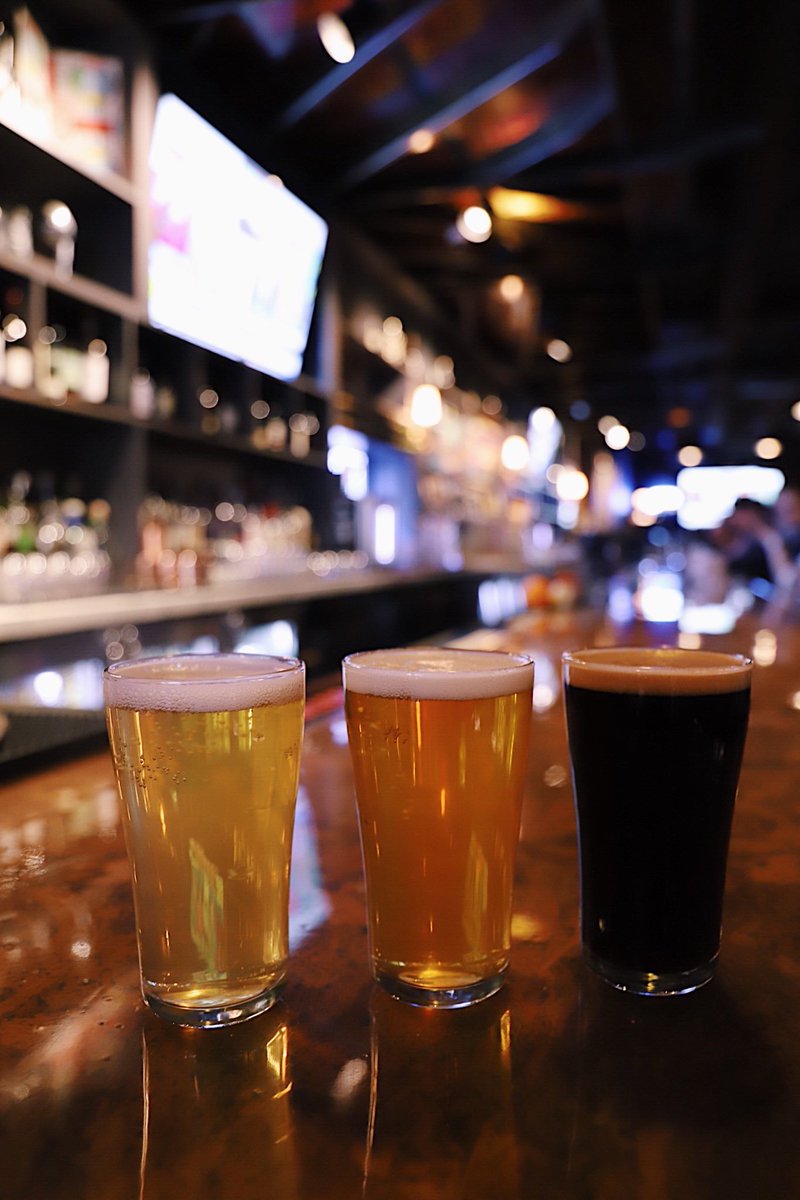 2twenty2_tavern's tweet photo. New on draft:  @DeschutesBeer Hop Henge IPA and @foundersbrewing Barrel Runner IPA. Cheers! 🍺 🍻 

#BeerMenus #BeerLovers #Chicago #CraftBeer #IPA https://t.co/L8L0m9uLcV
