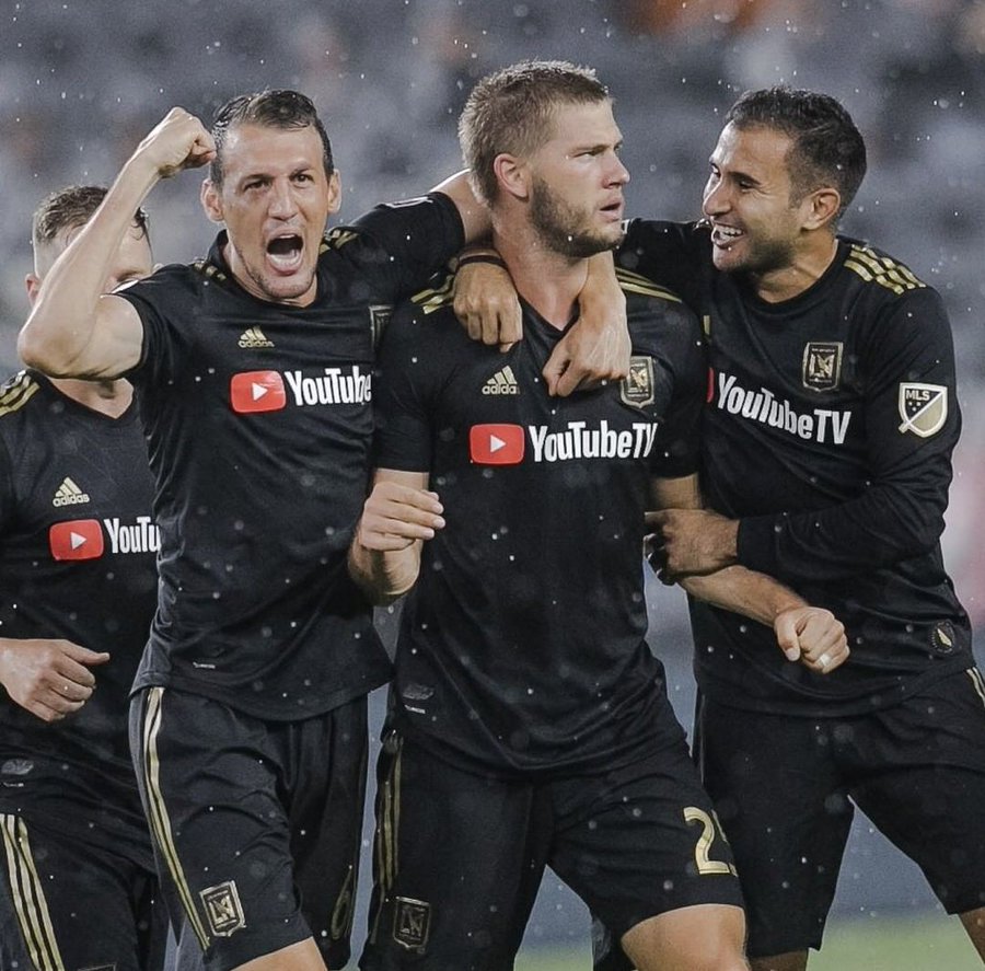 Mlsロサンゼルスfcまとめ どんな有名選手がいる スタジアムとユニフォームも紹介 Center Circle