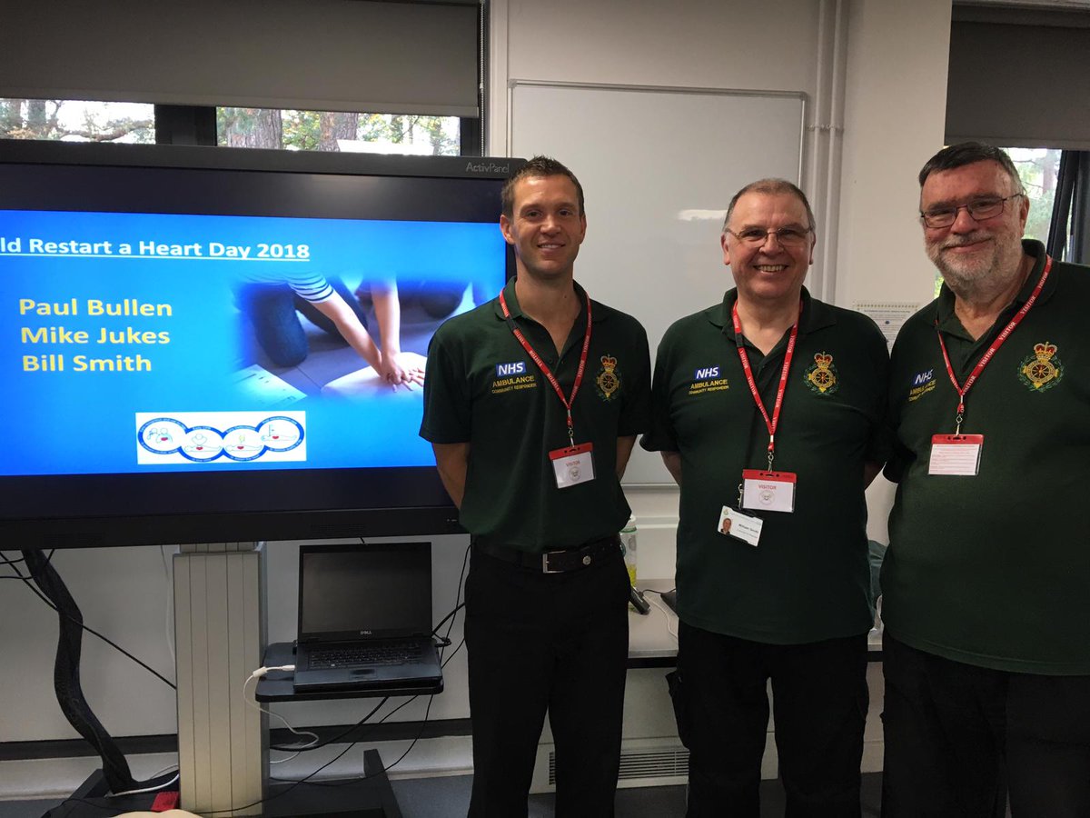 HeartstartB's tweet photo. 20 Ladies trained last night with @BransgoreCFR. Today at North Baddesley Junior Sch for #RestartAHeartDay as CFR's for @SCAS999. Paul with CFR's Mike and Bill gave 270 pupils those life saving skills and https://t.co/bVUq4H3cbe