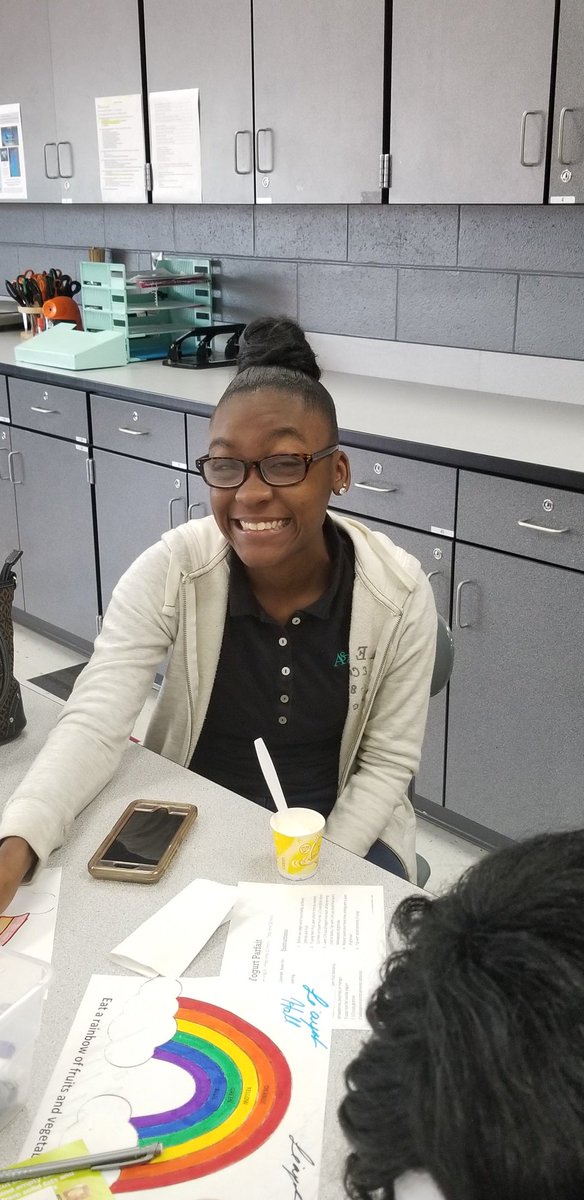 LSHEarlyChildEd's tweet photo. The amazing @bri_sharonmarie is teaching us about nutrition. Today's focus #Dairy we tried new fruits and made a parfait! #LSHCareerTech #LSHECE #Juniors https://t.co/Uzds5KYFMk