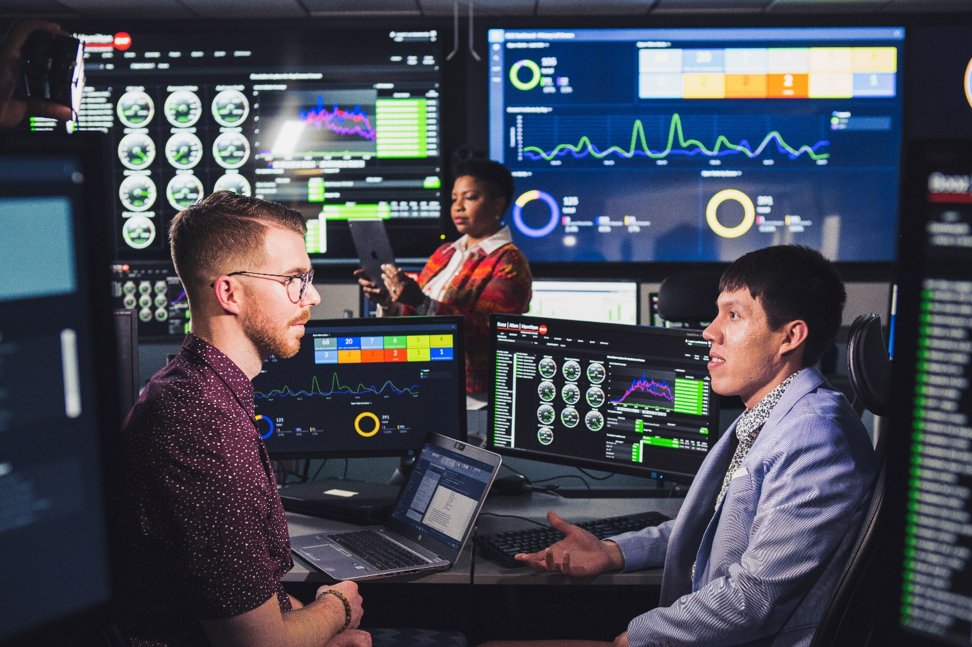 Booz Allen and LaunchCode: Fast-Tracking Veterans into Mission-Critical Careers bit.ly/2PBFPap