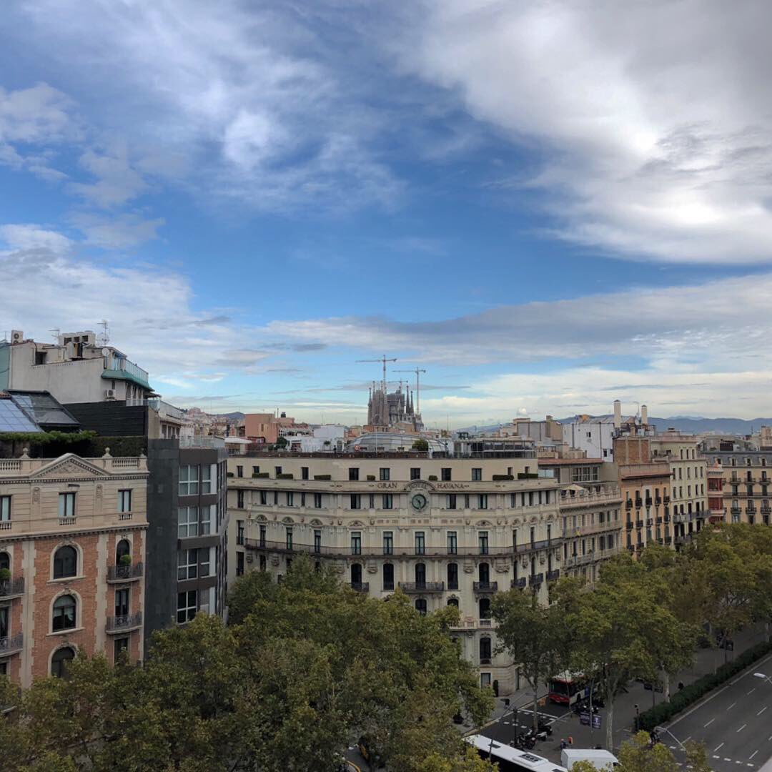 TaylorTalksTech's tweet photo. From #Gaudi views to #jamon, #Barcelona you never disappoint 😍 honored to attend @SAPCX Live last week to represent #MarketingCloud &amp; our customers! @SAPDigitalSvcs #runwithpurpose https://t.co/roO7RLdUmq