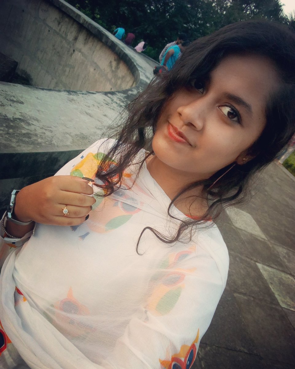 dana_sadia's tweet photo. 😍😌 https://t.co/qvUkuYZzHk